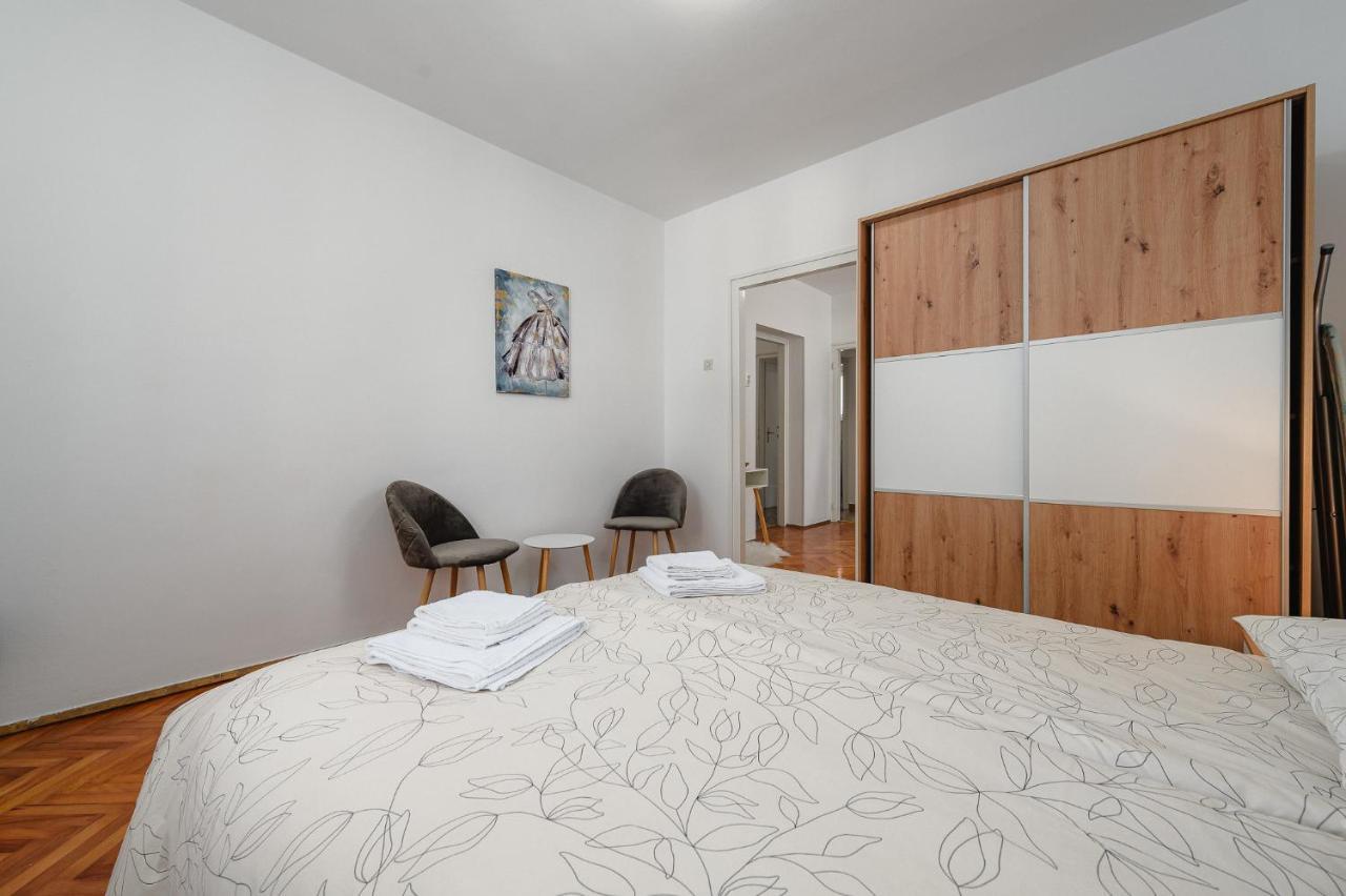 Apartment Maria Porec Exterior photo